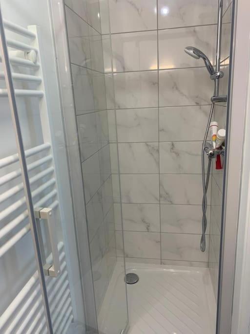 Grand Appartement Proche Paris Ideal Paris 2024 Ivry-sur-Seine Ngoại thất bức ảnh