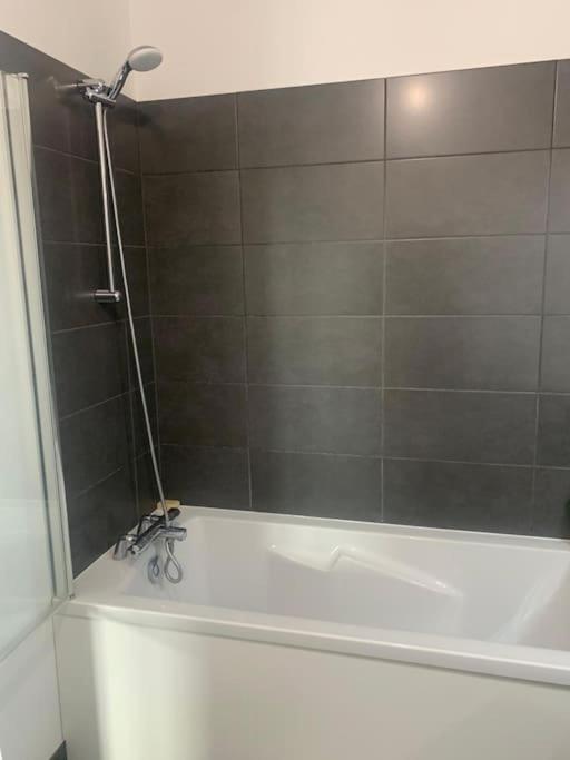 Grand Appartement Proche Paris Ideal Paris 2024 Ivry-sur-Seine Ngoại thất bức ảnh